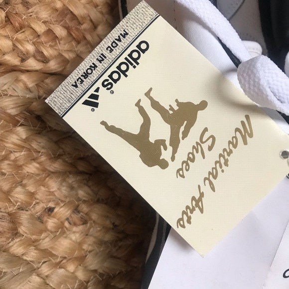 Martial Arts LEATHER Adidas shoes - Picture 3 of 5